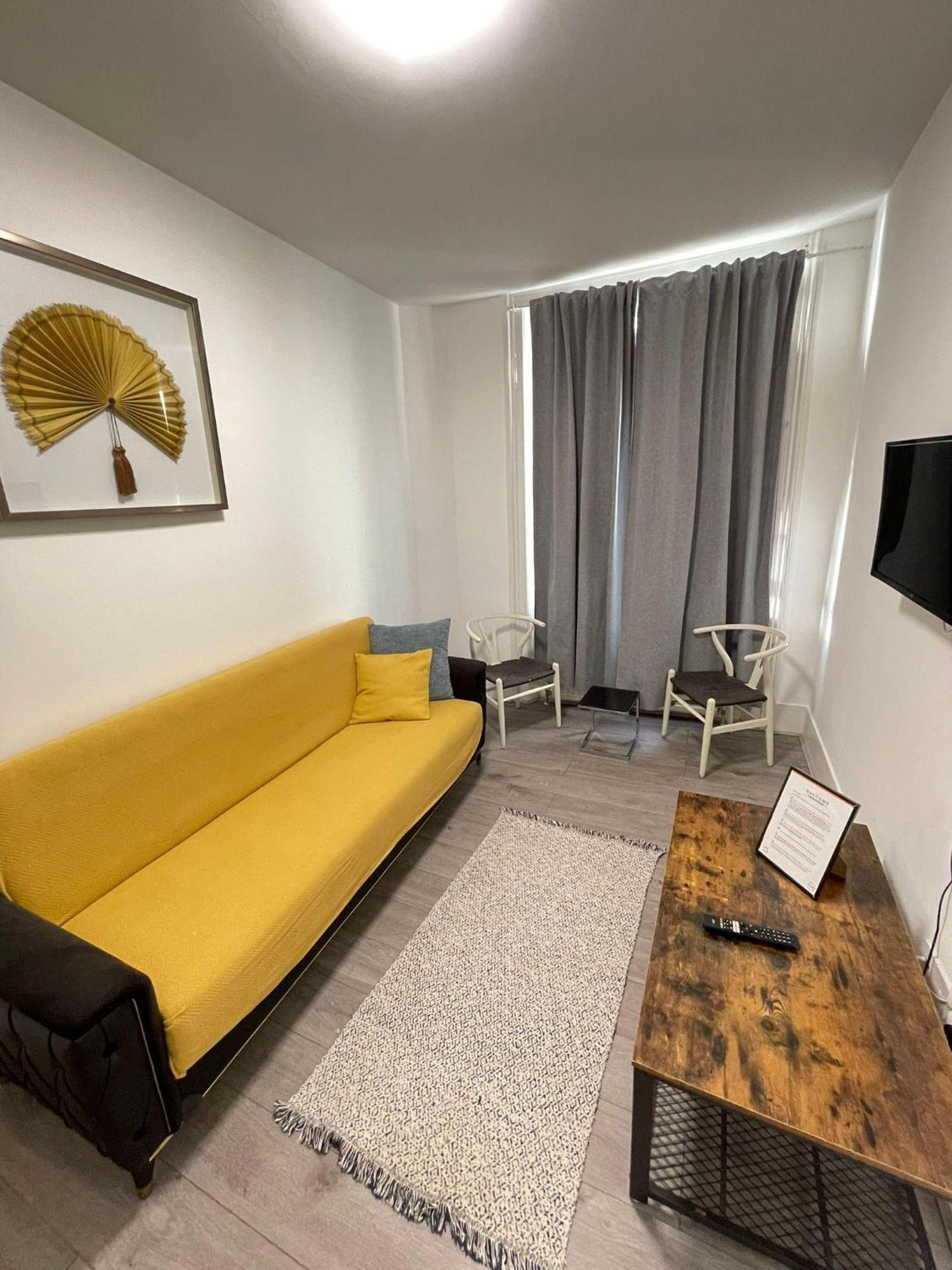 Captivating 1-Bed Apartment In London Exteriör bild